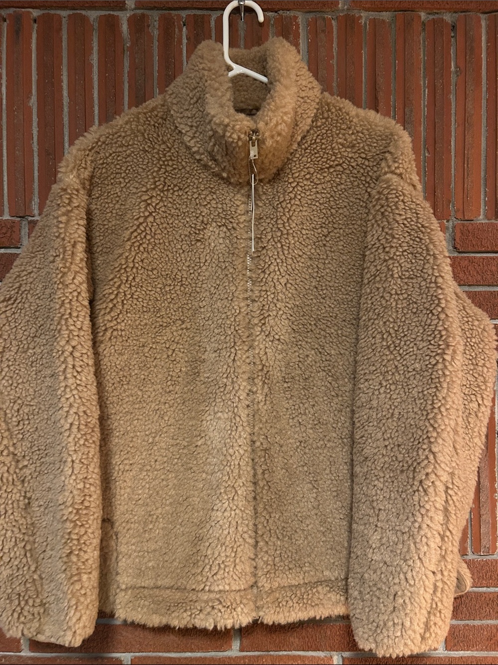 UNIQLO women’s Fleece Zip-Up Jacket size large.